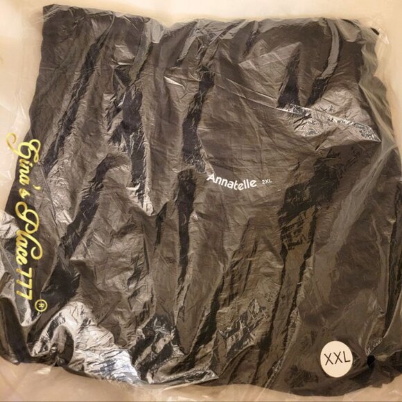 NWTPLUS SIZE Over-Sized Comfy fit I Dream of Jeanie Romper/Jumpsuit by Annabella - Picture 9 of 11